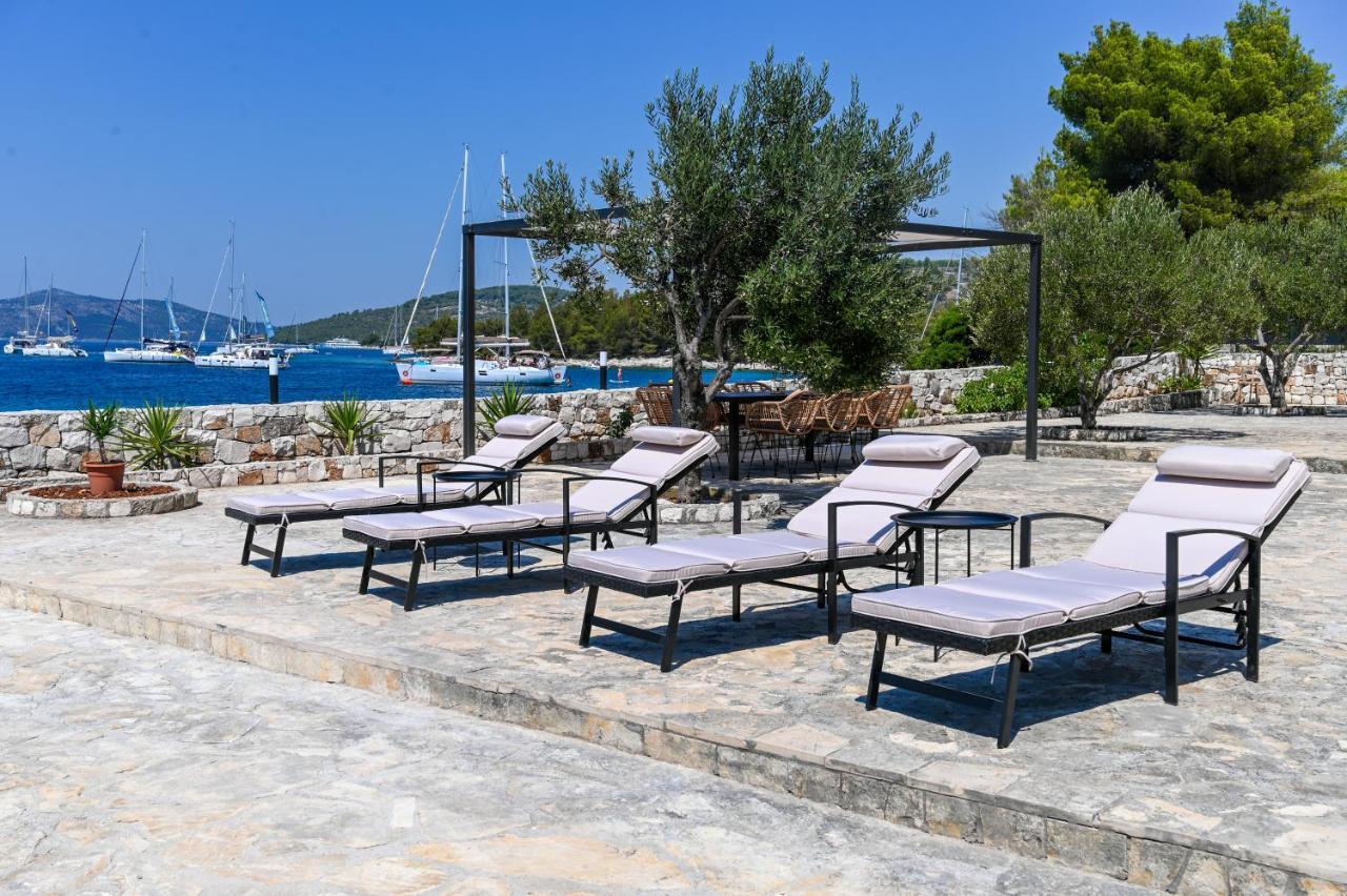 Villa Rudini With Heated Pool 奥库格哥恩基 外观 照片